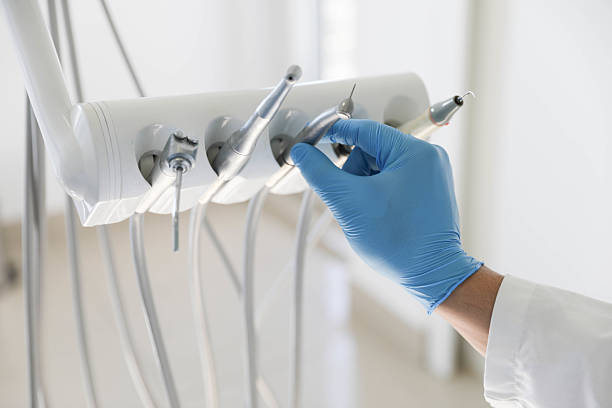 Professional Emergency Dentist technician working in Galva, IL